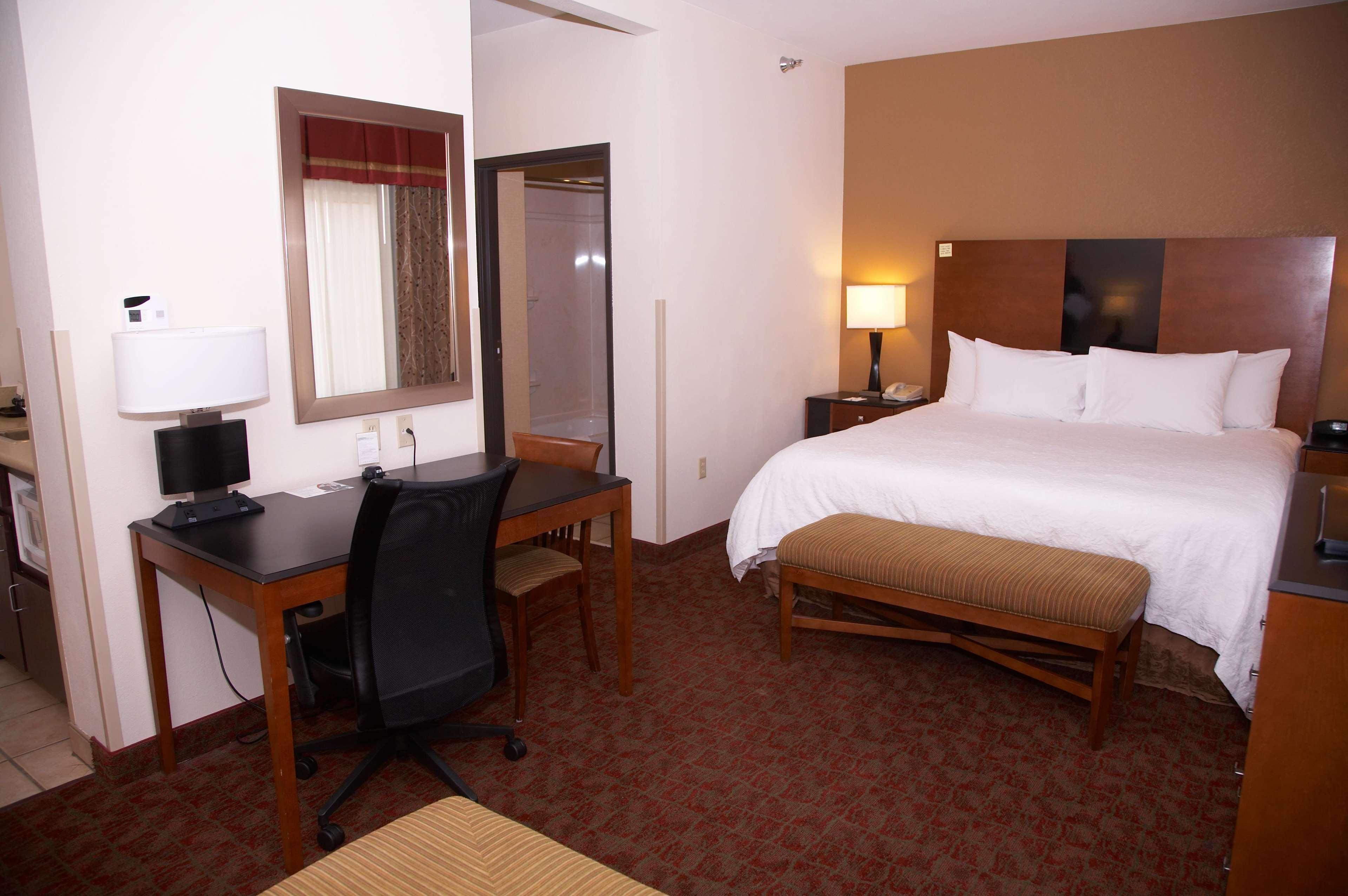 Hampton Inn & Suites הובס מראה חיצוני תמונה
