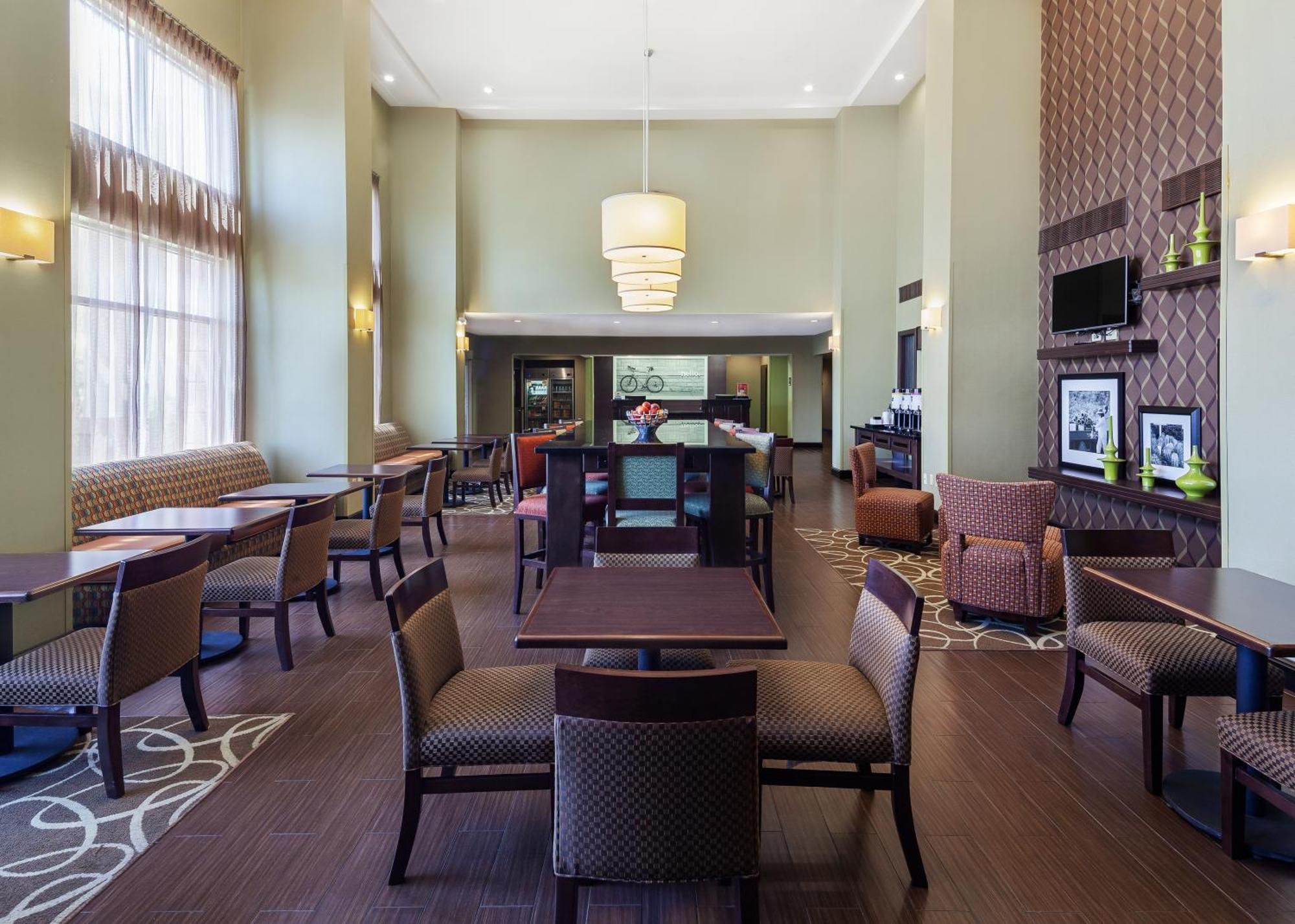 Hampton Inn & Suites הובס מראה חיצוני תמונה