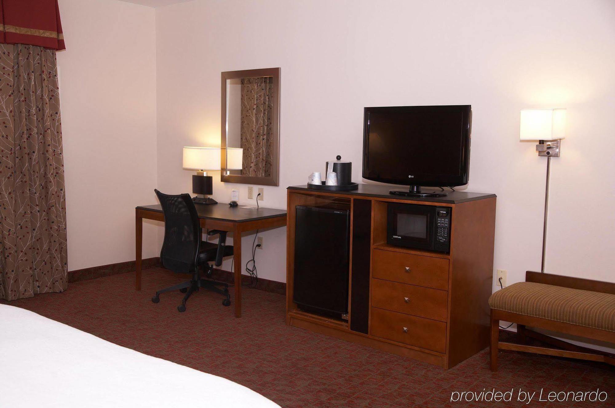 Hampton Inn & Suites הובס מראה חיצוני תמונה